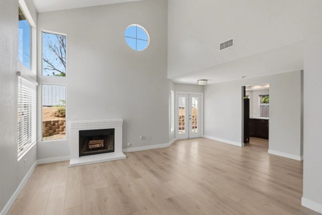 633 Thunder Gln, Escondido, CA 92027
