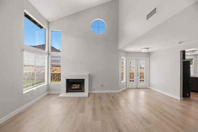 633 Thunder Gln, Escondido, CA 92027