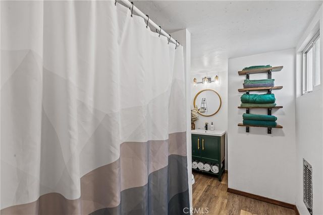 1104 Robinhood, Big Bear City, CA 92314