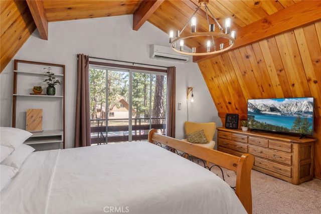 1104 Robinhood, Big Bear City, CA 92314