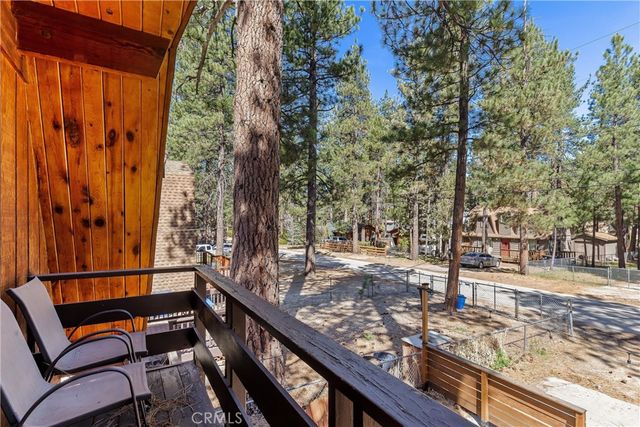 1104 Robinhood, Big Bear City, CA 92314