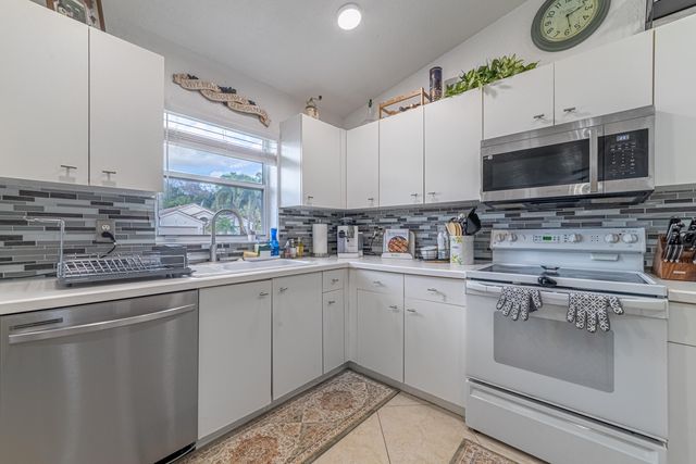 22740 E Royal Crown Terrace E, Boca Raton, FL 33433