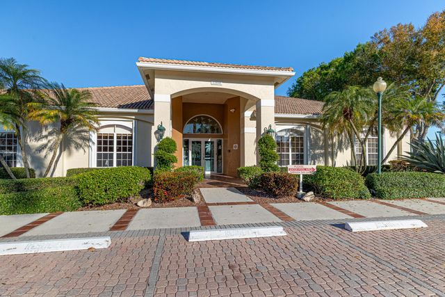 22740 E Royal Crown Terrace E, Boca Raton, FL 33433