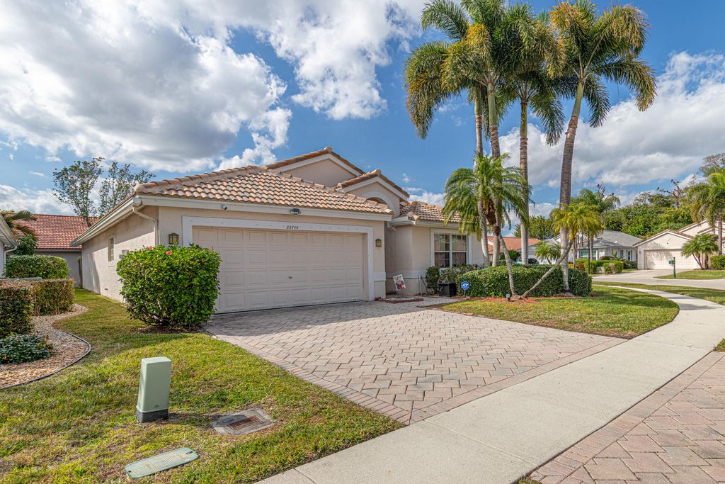 22740 E Royal Crown Terrace E, Boca Raton, FL 33433