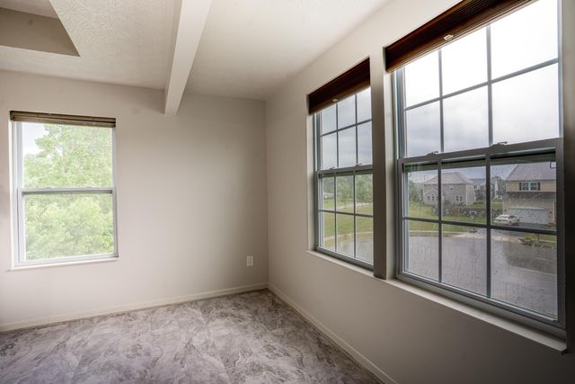 1461 Hoovler Way, Pataskala, OH 43062