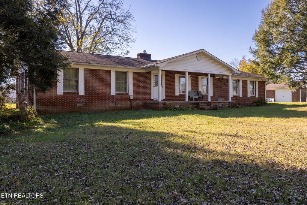 313 Bryson Street, Athens, TN 37303