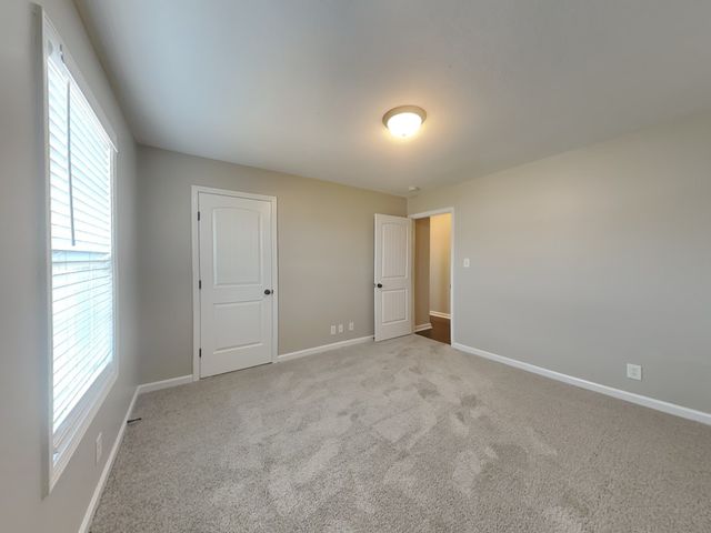 1517 Reasons Dr, Clarksville, TN 37042