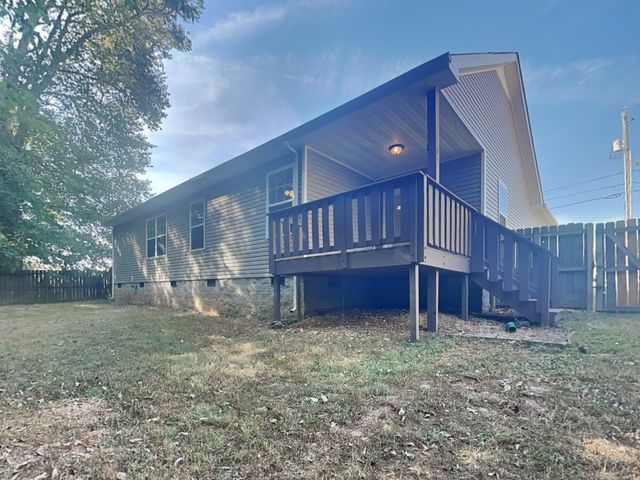 1517 Reasons Dr, Clarksville, TN 37042