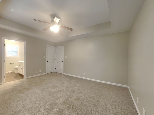 1517 Reasons Dr, Clarksville, TN 37042