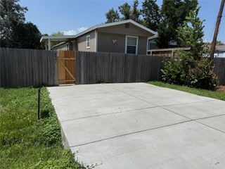 4431 16th Street, Bacliff, TX 77518