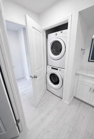 2800 Jeanetta Street 2002, Houston, TX 77063