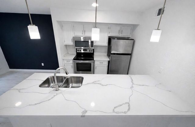 2800 Jeanetta Street 2002, Houston, TX 77063