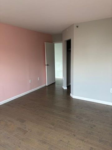 250 E Harbortown Drive 307, Detroit City, MI 48207