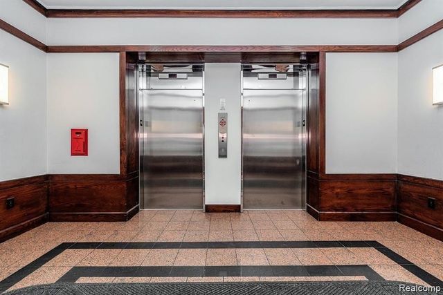 250 E Harbortown Drive 307, Detroit City, MI 48207