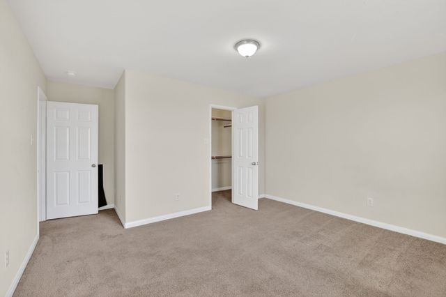 136 Eider Drive, Sanger, TX 76266