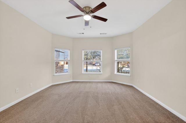 136 Eider Drive, Sanger, TX 76266