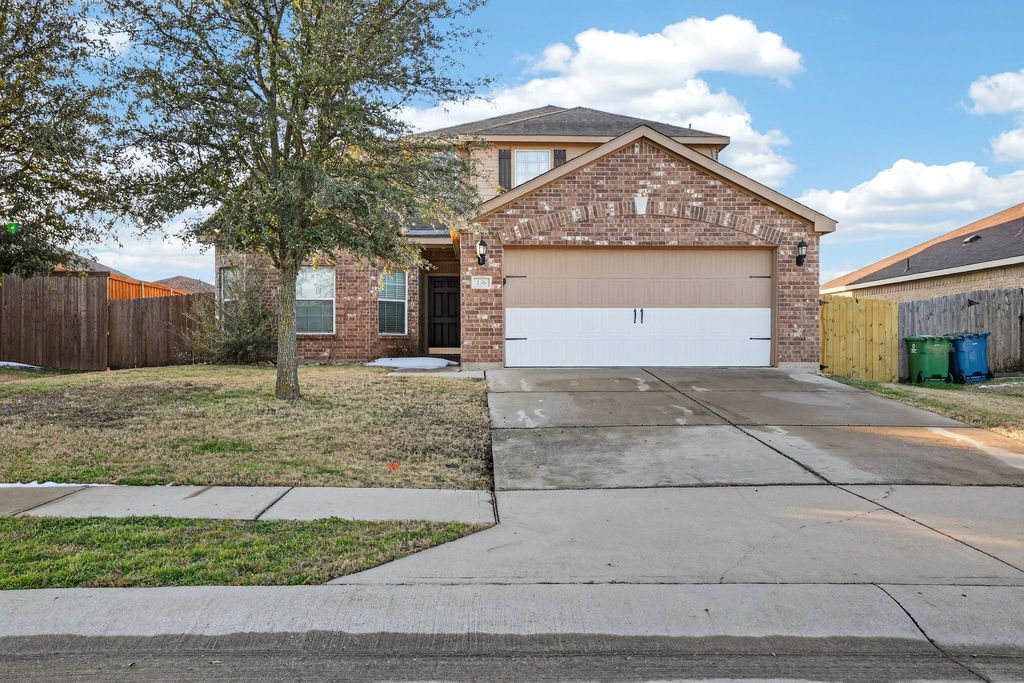 136 Eider Drive, Sanger, TX 76266