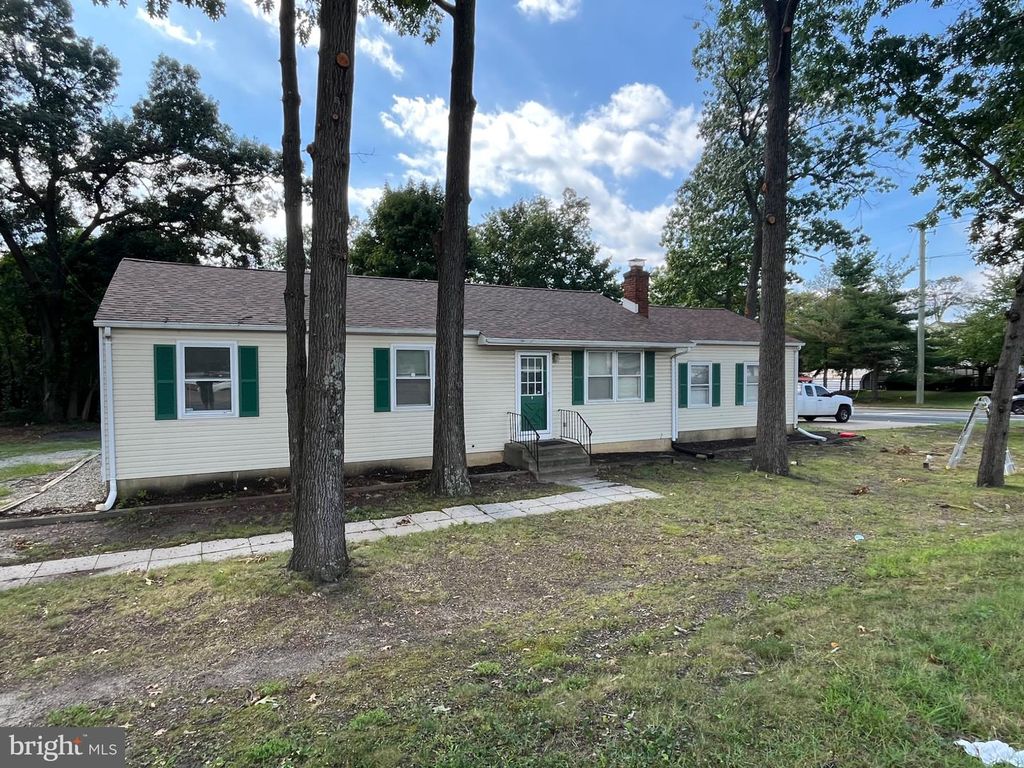 200 RT-73, BERLIN, NJ 08009 — exterior