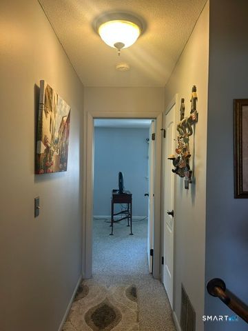 11 Woodland Avenue C, Bloomfield, CT 06002
