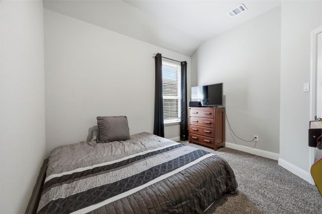 1303 Deer Hollow Drive, Arlington, TX 76002