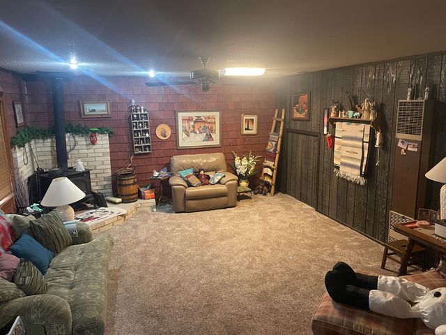 105 13th Street, Seagraves, TX 79359