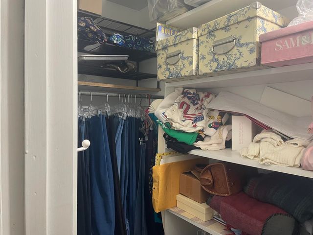 105 13th Street, Seagraves, TX 79359