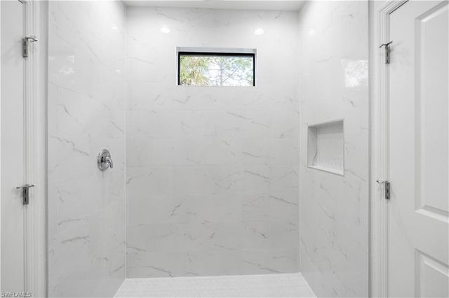 5008 MYRTLEWOOD RD, Labelle, FL 33935