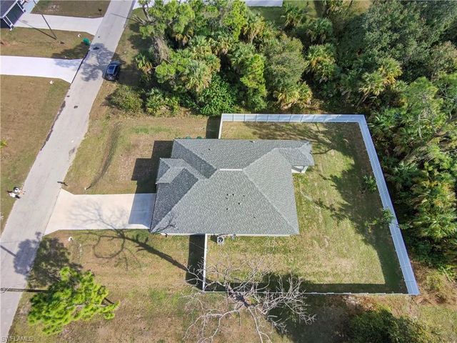 5008 MYRTLEWOOD RD, Labelle, FL 33935