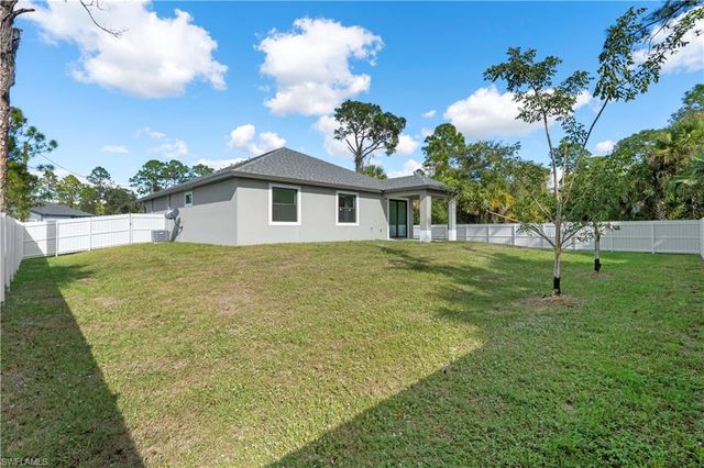5008 MYRTLEWOOD RD, Labelle, FL 33935
