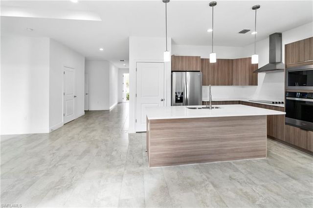 5008 MYRTLEWOOD RD, Labelle, FL 33935