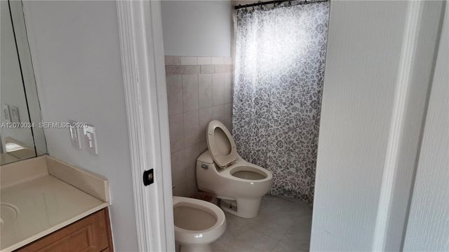 11570 SW 144th Path, Miami, FL 33186