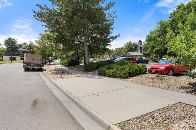 695 Manhattan Drive 19, Boulder, CO 80303