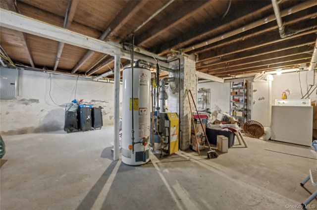 74 Nassau Street, Islip Terrace, NY 11752