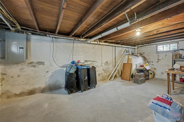 74 Nassau Street, Islip Terrace, NY 11752