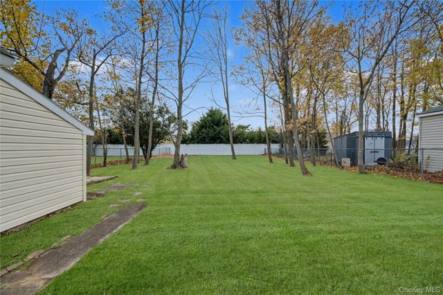 74 Nassau Street, Islip Terrace, NY 11752