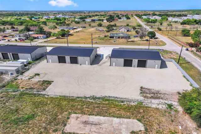 2036 Seaborn Road BLDG 4, STE C, Ponder, TX 76259
