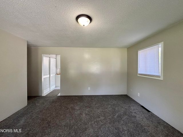554 Williamsville Avenue, Toledo, OH 43609