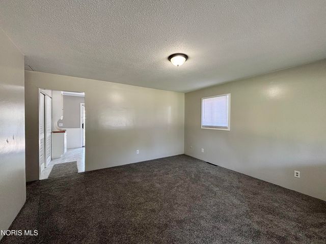 554 Williamsville Avenue, Toledo, OH 43609
