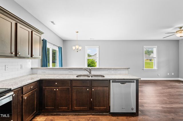 105 Langdon Chase Way, Selma, NC 27576