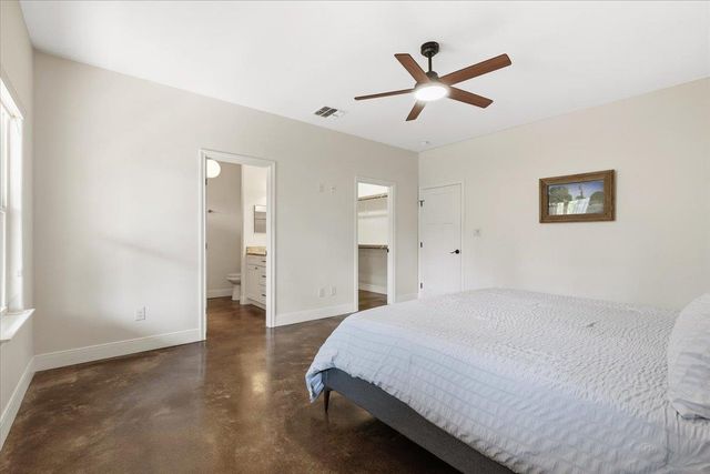 107 E Keamuku CT, Bastrop, TX 78602