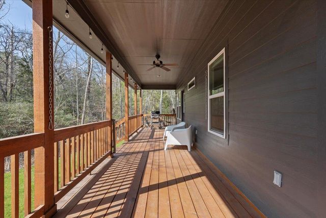 107 E Keamuku CT, Bastrop, TX 78602