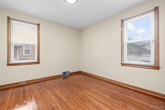 107 Alpine Place, Cheektowaga, NY 14225