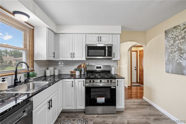 107 Alpine Place, Cheektowaga, NY 14225