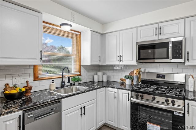 107 Alpine Place, Cheektowaga, NY 14225