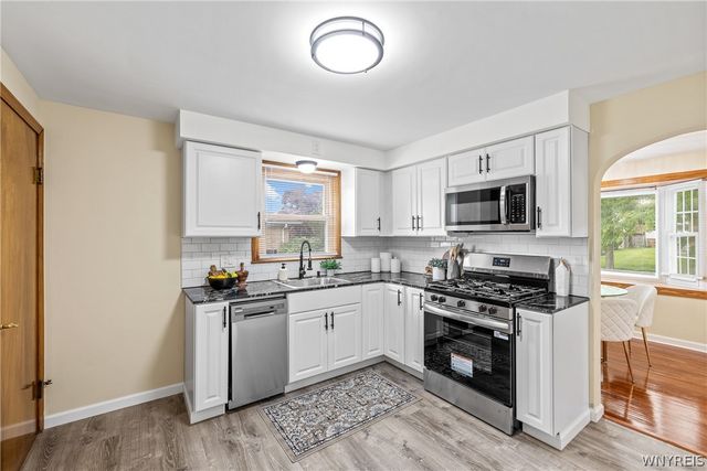 107 Alpine Place, Cheektowaga, NY 14225