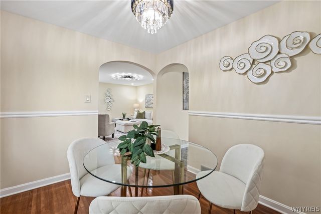 107 Alpine Place, Cheektowaga, NY 14225