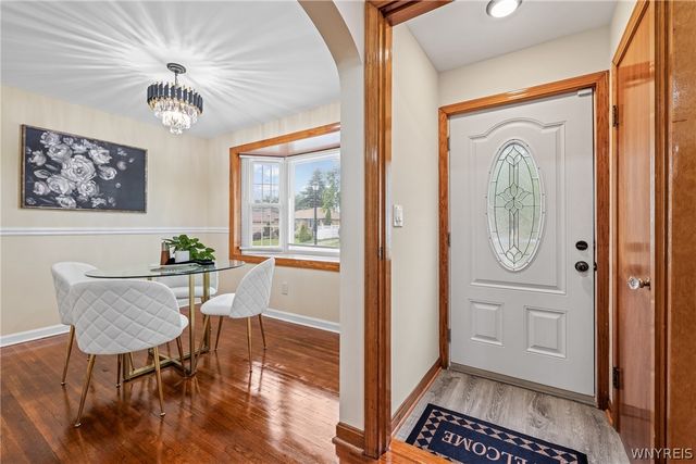 107 Alpine Place, Cheektowaga, NY 14225