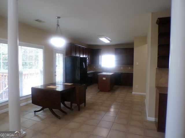3969 Elm Trace Drive, Loganville, GA 30052