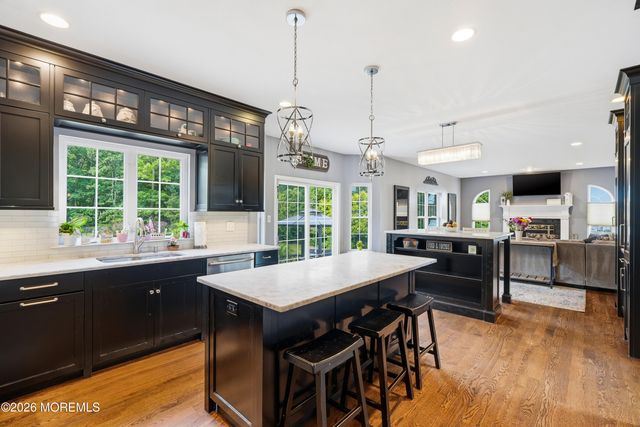 28 Amethyst Way, Jackson, NJ 08527
