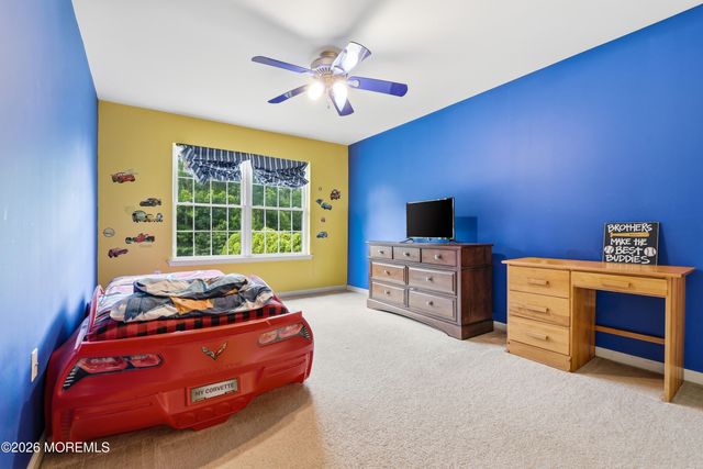 28 Amethyst Way, Jackson, NJ 08527